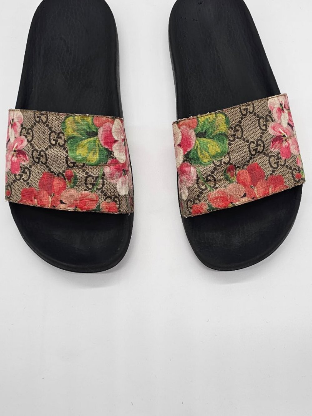 Gucci Floral Slides, Preowned, Size 38, US 8, in Good Condition - Picture 10 of 13